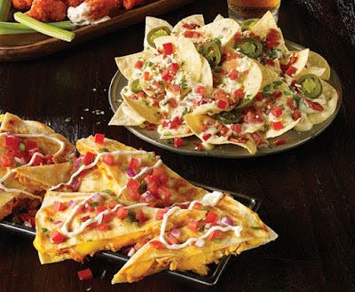 tgi fridays nachos expands