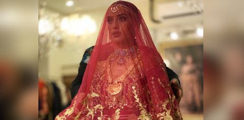 iqra aziz suno chanda wedding dresses