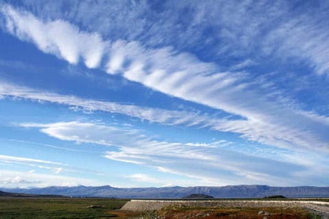 Cirrus clouds, El Calafate, Argentina. Credit: Flickr, Dimitry B.