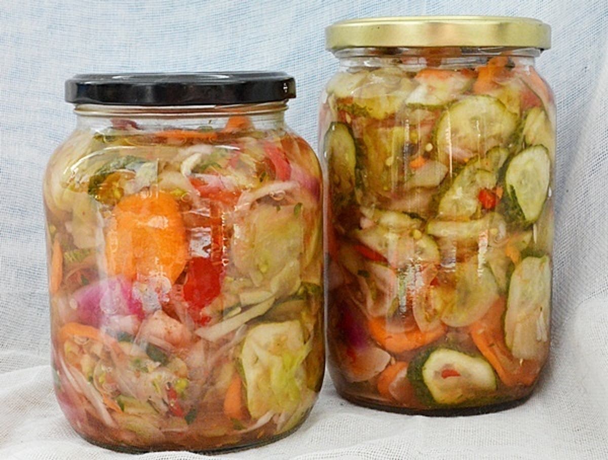 Salata De Legume Pentru Iarna Reteta De Ciolomada Carte De ReÈ›ete