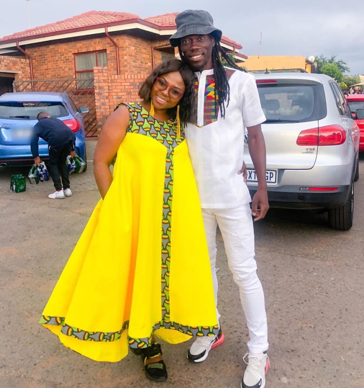 Reneilwe Letsholonyane Cars - Mpho Maboi Reneilwe Letsholonyane Are The Cutest Couple Pictures News365 Co Za