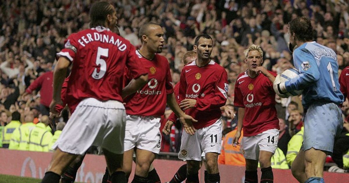 Everyone Blamed Ashley Cole Ex Arsenal Man Recalls Pizzagate