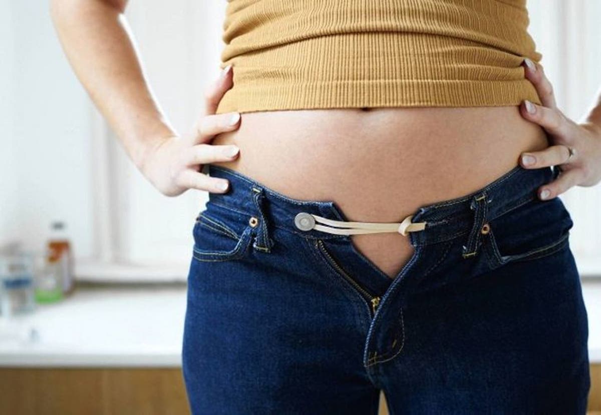 dolor de estómago después de comer tocino