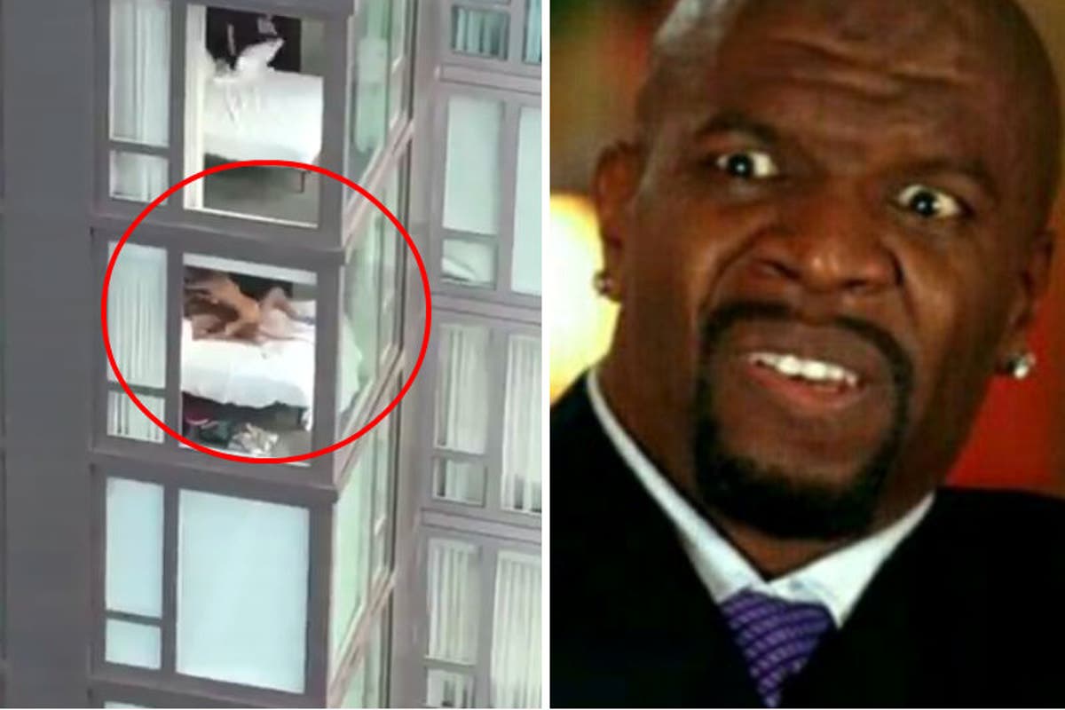 PILLADOS! Esta pareja fue filmada durante una candente sesión de sexo tras dejar la ventana abierta (+Video explosivo) PILLADOS! Esta pareja fue filmada durante una candente sesión de sexo tras dejar la ventana abierta (+Video explosivo)