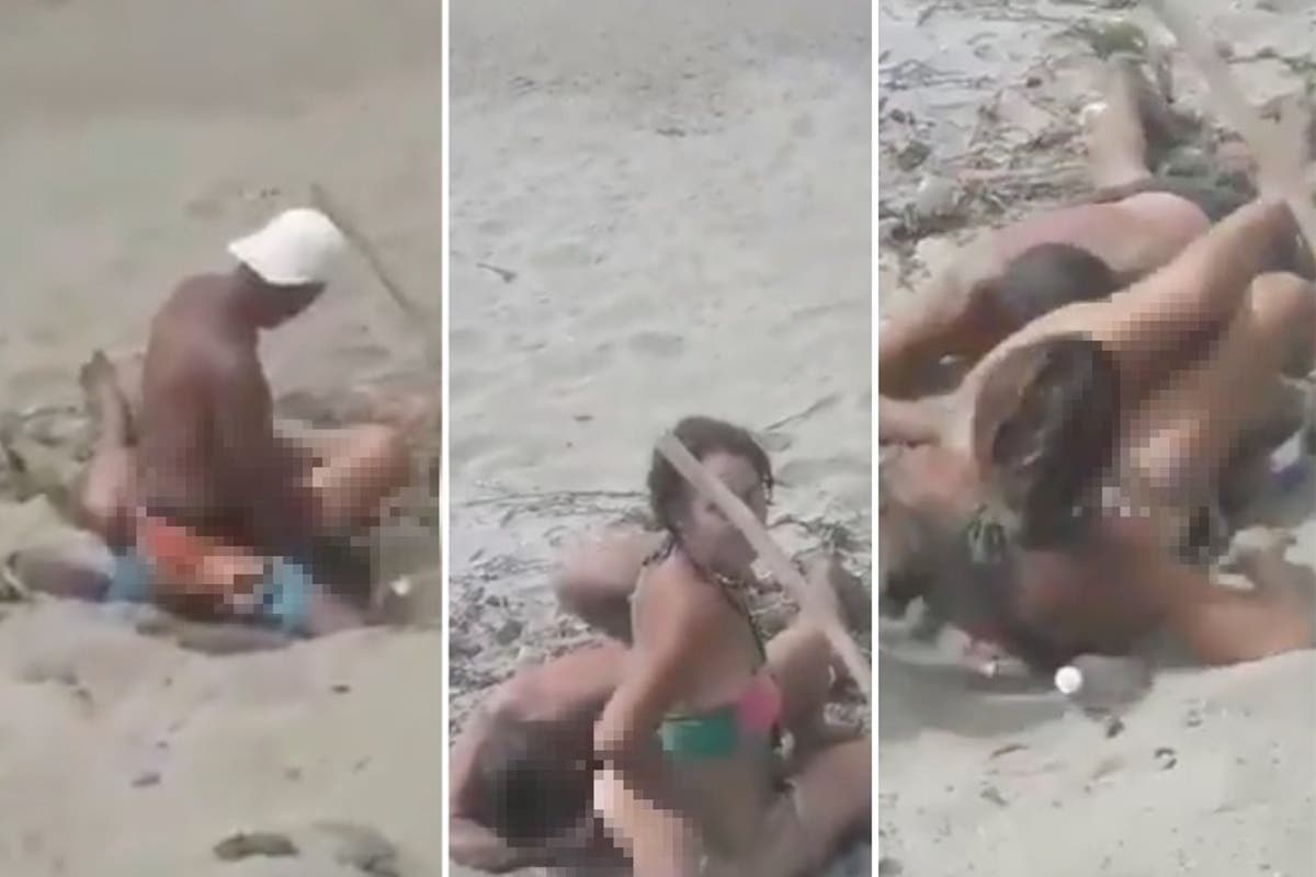 QUÉ FUERTE! Pillaron a tres sujetos teniendo relaciones sexuales en playa  de Vargas y en plena cuarentena (+Video fuerte)