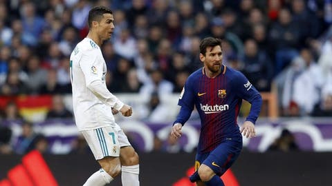 A Cuanto Esta Lionel Messi De Los 700 Goles De Cristiano Ronaldo Tyc Sports