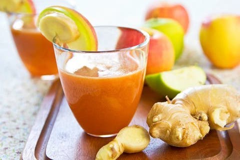 suco detox de cenoura e laranja suco detox de cenoura e laranja