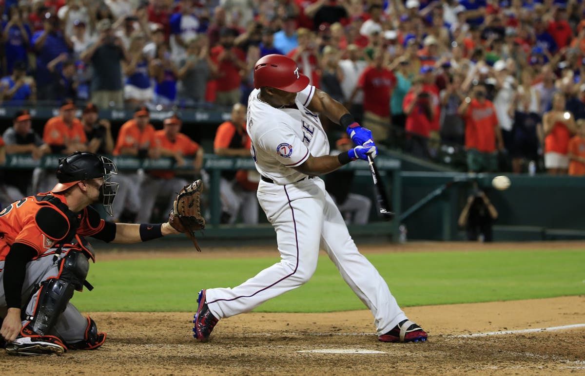 Texas Rangers - 3,000! #Beltre3k