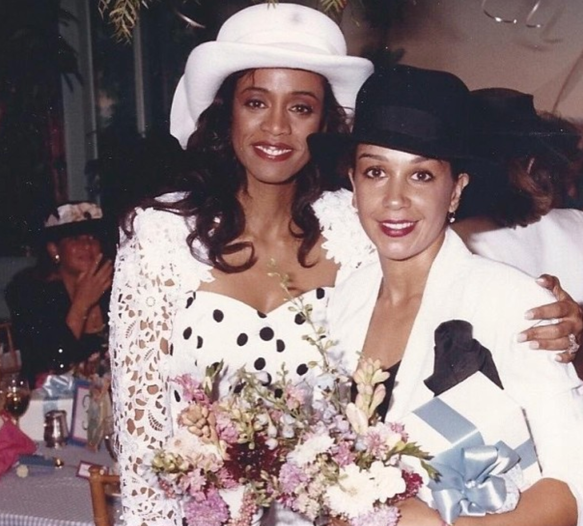 Brenda Harvey Richie Wiki 5 Facts About Lionel Richie S Ex Wives