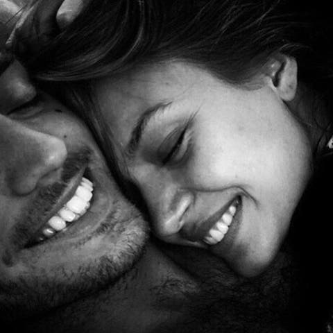 How To Kiss A Guy For The First Time Romantically