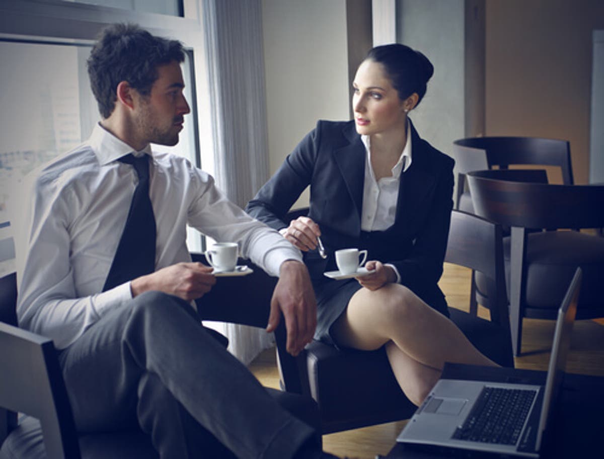 25 Clever Ways To Make A Guy Jealous And Want You More