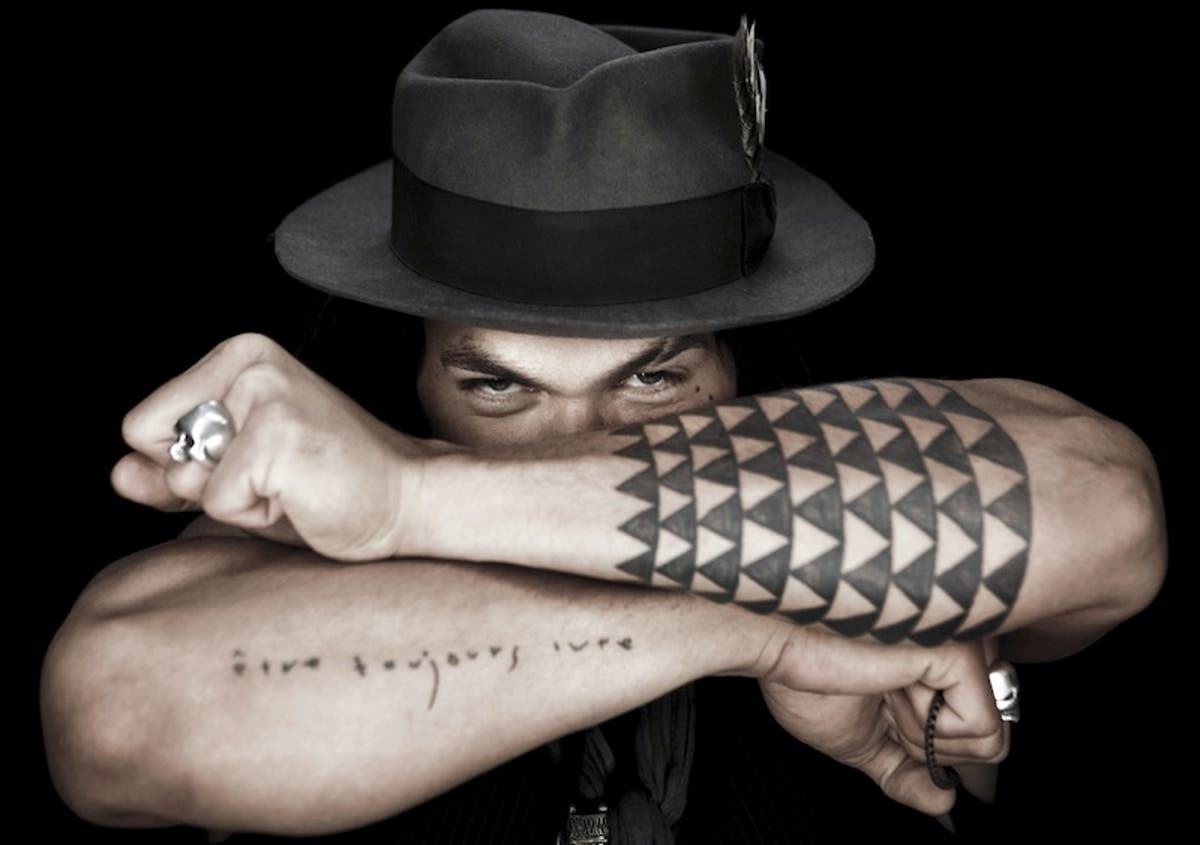 Aquaman Jason Momoa S Tattoo The Hidden Meaning Behind It