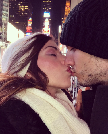 Where To Touch Your Man While Kissing Him