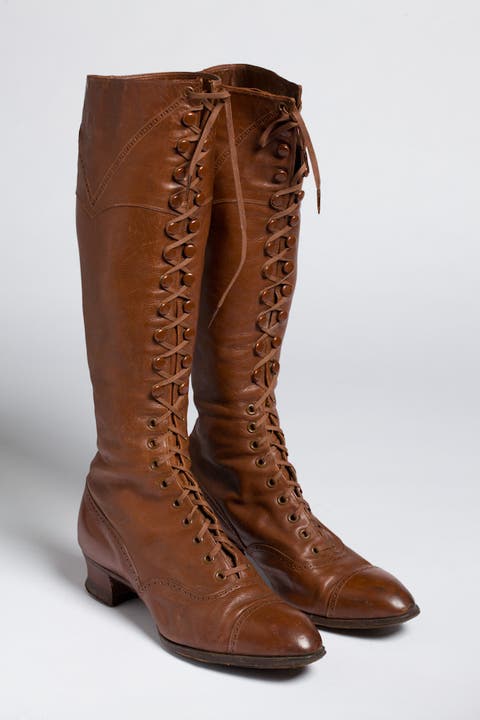 how can i stretch my leather boots