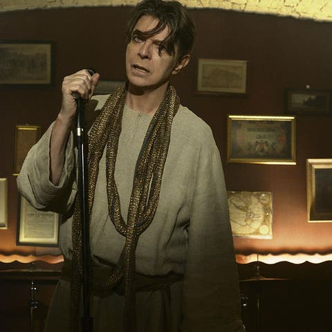 David Bowie Reveals His 100 Favourite Books Of All Time Gigwise