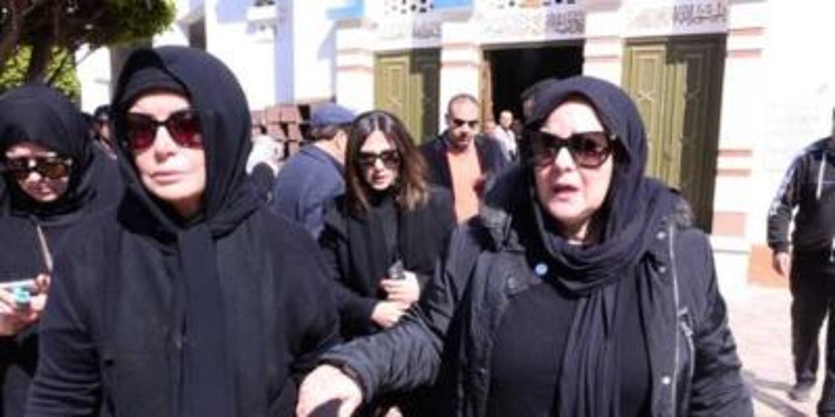 تعرفي إلى دلالات تغير لون الدورة الشهرية عند الفتيات البوابة