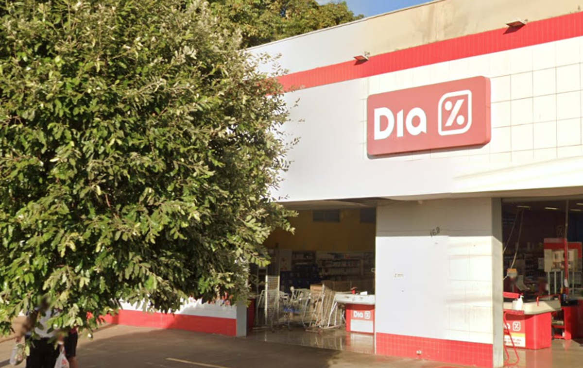Rede de supermercados Dia anuncia fechamento de 343 lojas no Brasil
