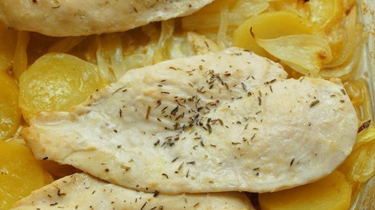 Pechugas De Pollo Al Horno Con Patatas Cocina Casera Y Facil