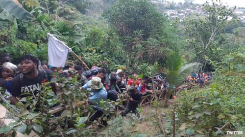 Una caravana de migrantes cubanos trata de llegar a Estados Unidos