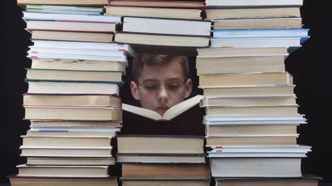 Libros: Las personas que leen 200 libros al año: así lo hacen