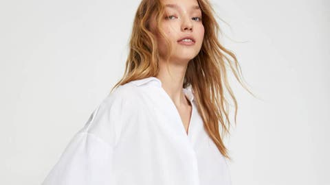camisa blanca pull and bear