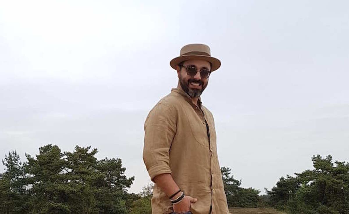 Habibi We Love Your Music Ahmed chawki avait fait polemique l'annee derniere apres avoir declare que les femmes etaient « censees respecter la sacralite du mois de ramadan » suite a l'affaire. habibi we love your music