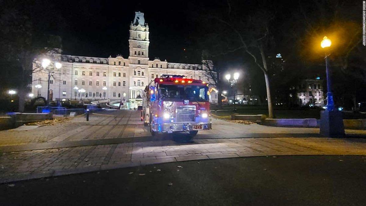 Canada Man Dressed In Medieval Costume Kills 2 Injures 5 With Sword