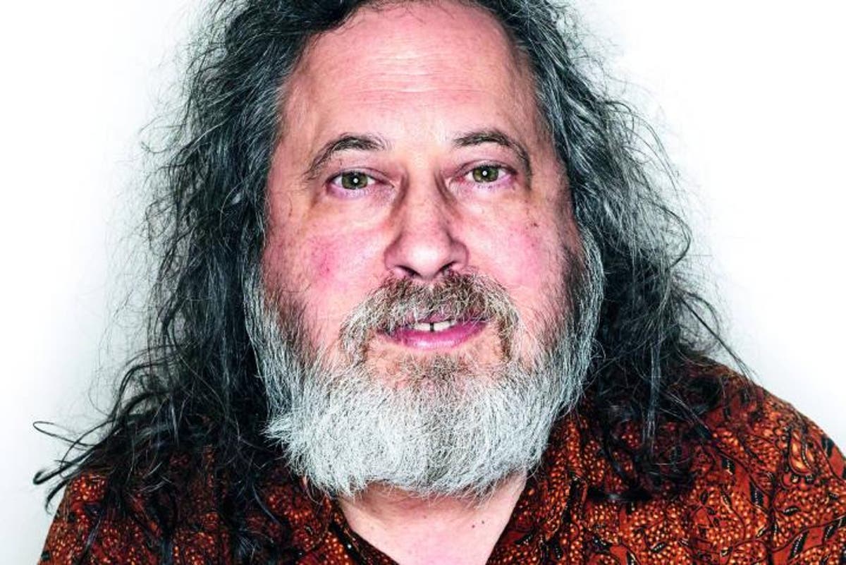 Richard Stallman deja la Free Software Foundation perseguido por el  escándalo - MuyLinux