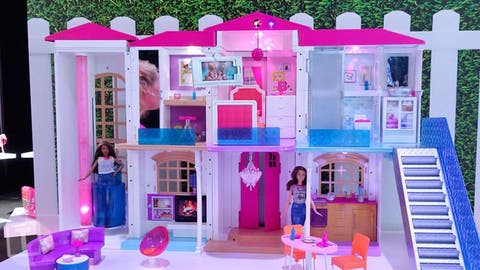 la plus grande maison de barbie