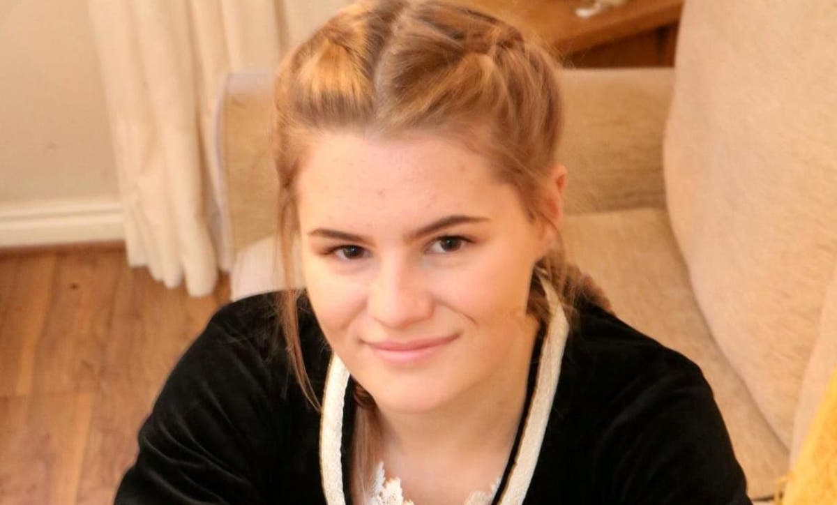 Isla Robertson's Instagram, Twitter & Facebook on IDCrawl