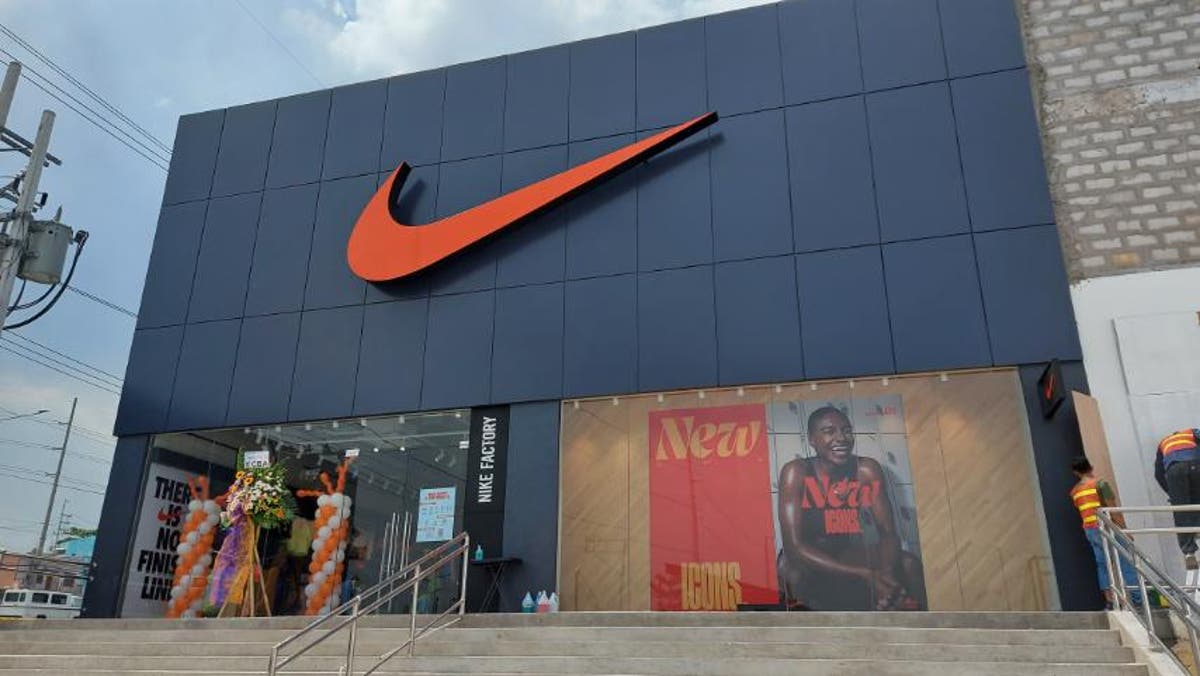 IN PHOTOS: The Biggest Nike Factory Store is Now Open - In Manila